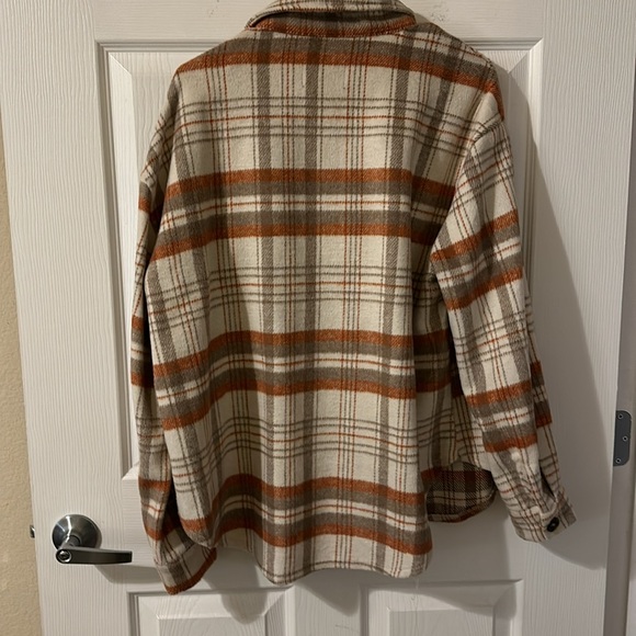 Plaid Shacket - Picture 4 of 5